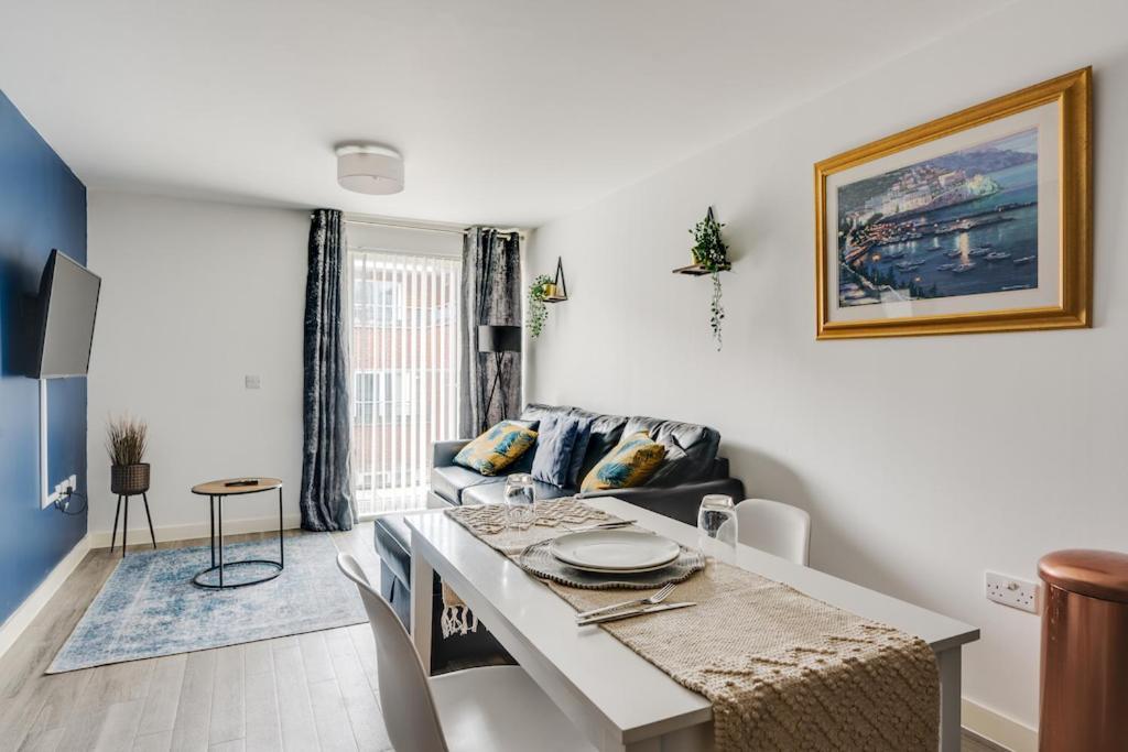 City Living Penthouse Apartment With Parking Manchester Exterior photo